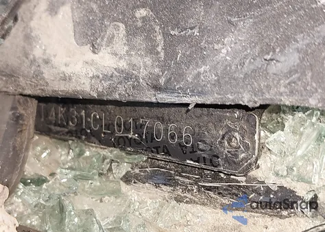 2012 Toyota Yaris из США, поврежденный, VIN JTDBT4K31CL017066